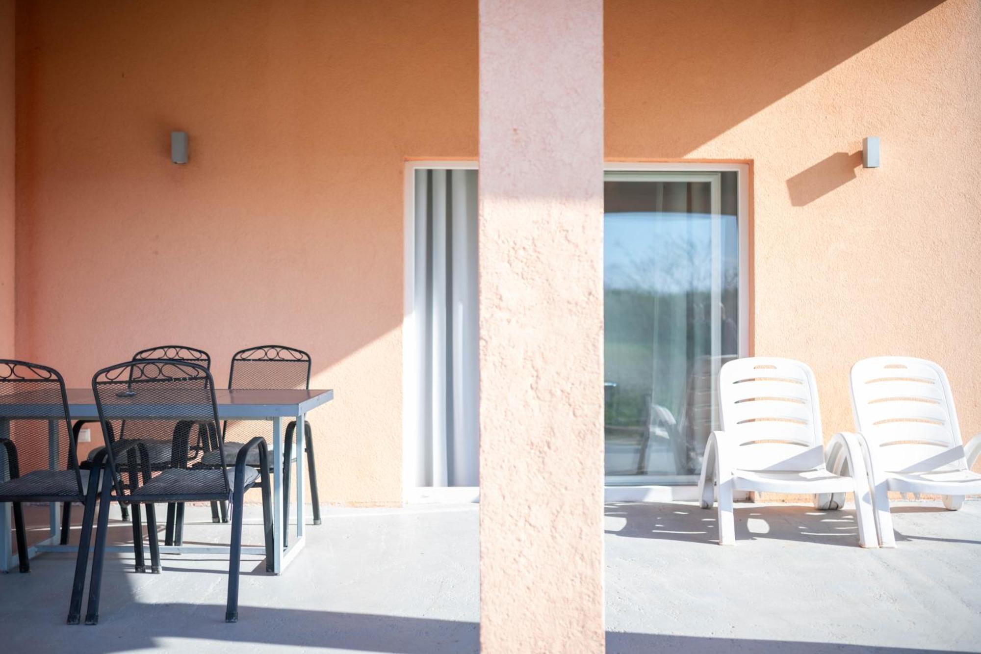 Apartment Thomas Novigrad  ภายนอก รูปภาพ