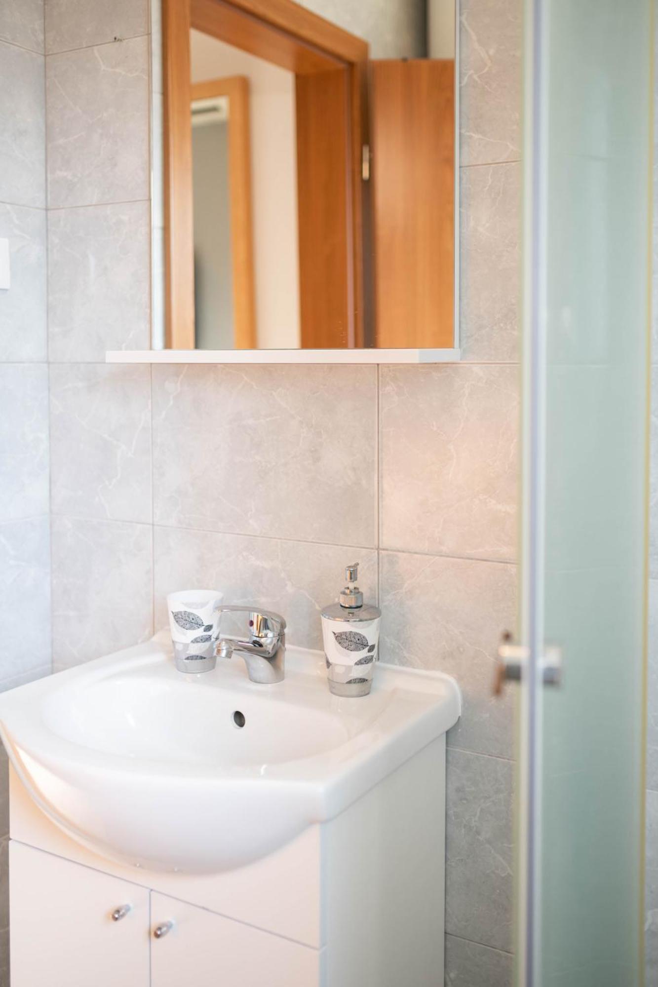 Apartment Thomas Novigrad  ภายนอก รูปภาพ
